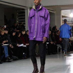 issey-miyake-automne-hiver-2013-2014-mauve